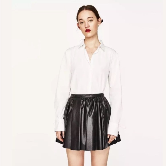 🎁Zara leather mini skirt NWT m/l - Picture 2 of 2